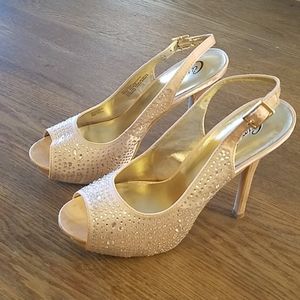 Candies champagne rhinestone platform heels 9M
